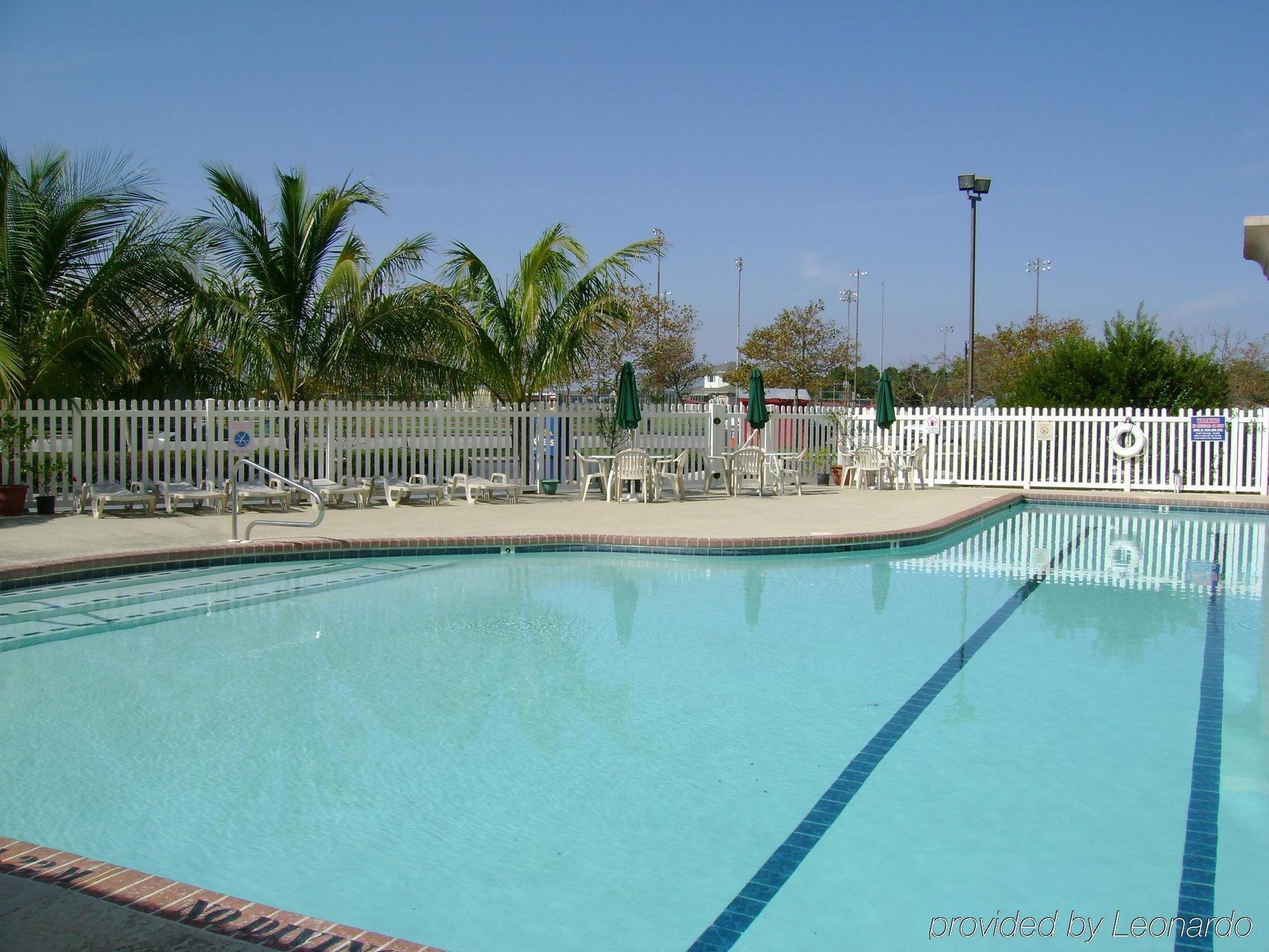 Holiday Inn Express & Suites - Ocean City, An Ihg Hotel Exterior photo