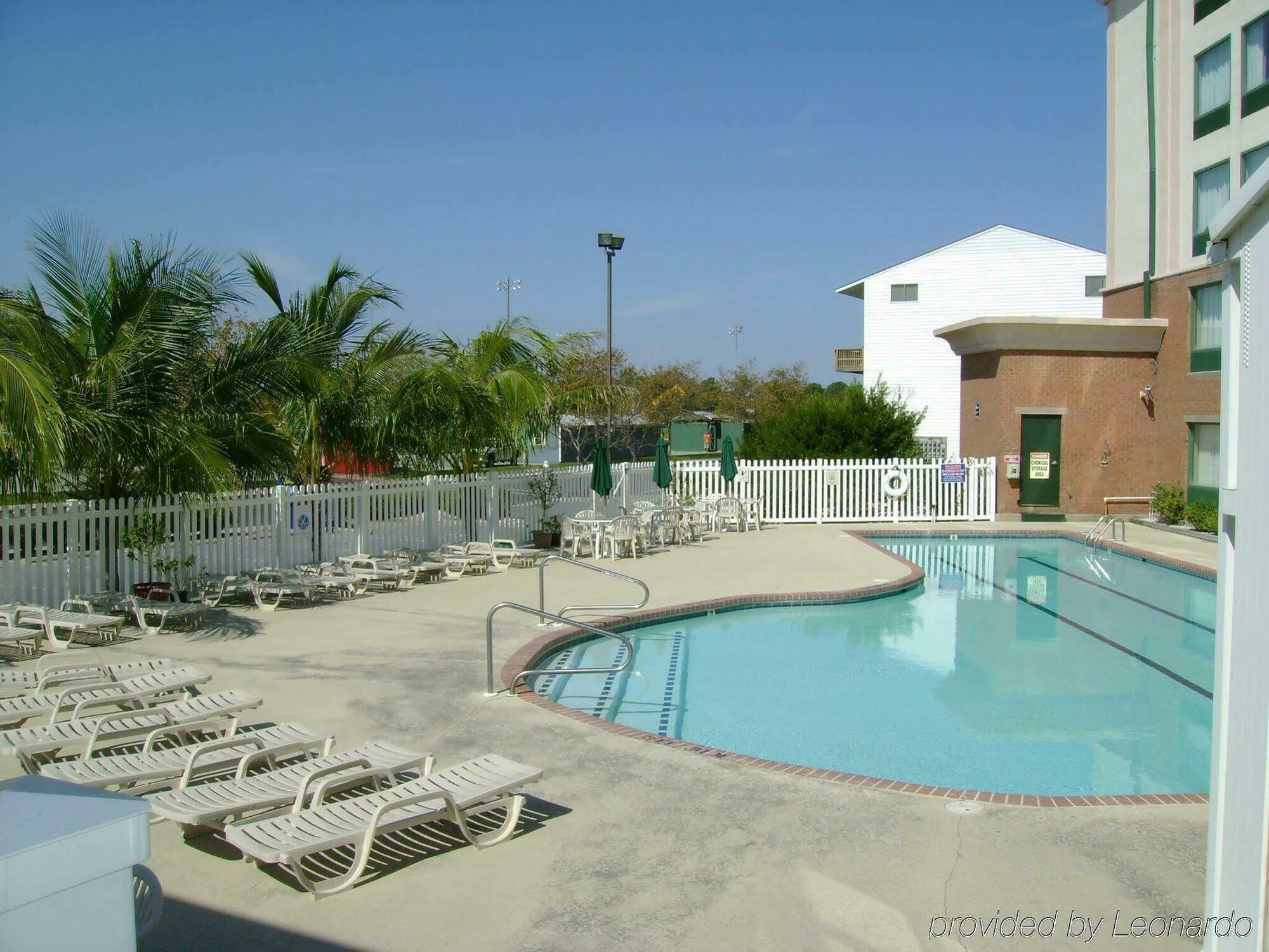 Holiday Inn Express & Suites - Ocean City, An Ihg Hotel Exterior photo